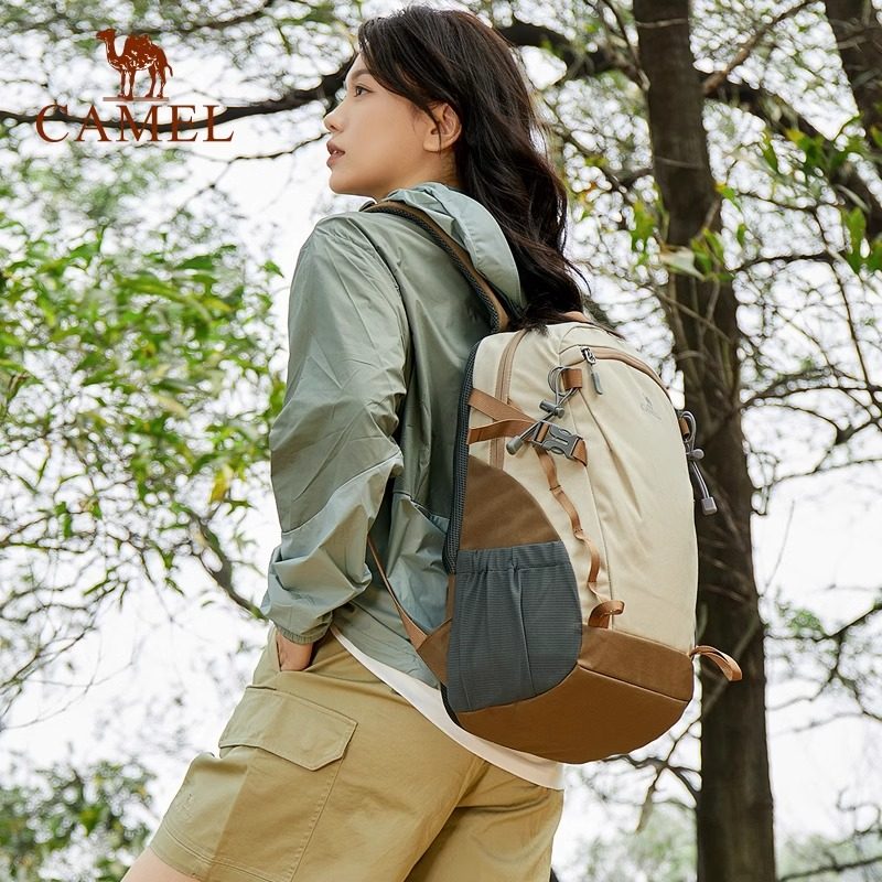 骆驼大容量男女大学生户外登山包 骆驼服饰双肩背包