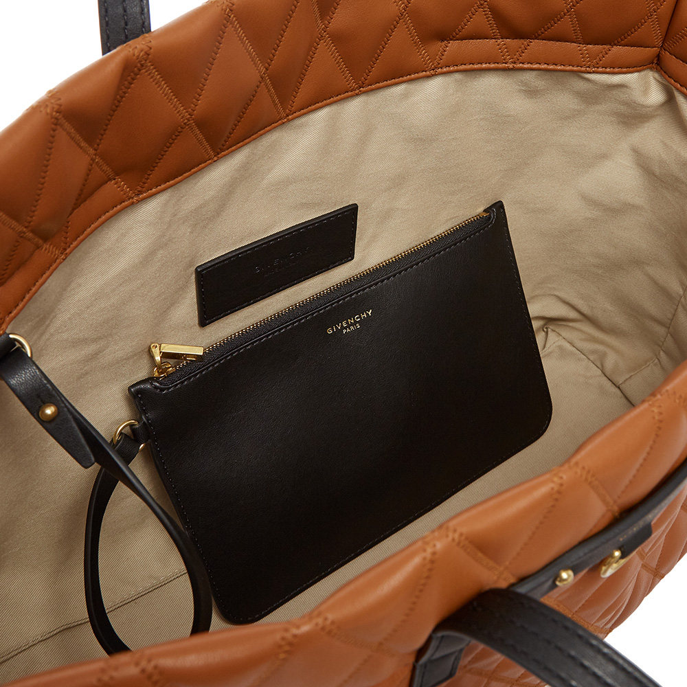  天猫奢品直营女士包袋