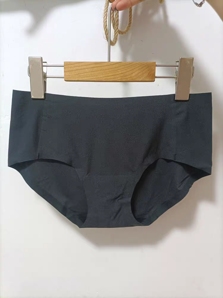 出口日本亲肤原单 无感一片式无痕女士内裤中腰全包臀棉档三角裤,淘宝优惠券,粉丝福利购,淘宝优惠卷