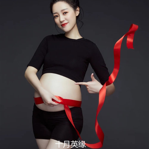 孕妇拍照写真服装T桖上衣女短袖显瘦露肚脐纯棉性感大肚妈咪照 - 图1
