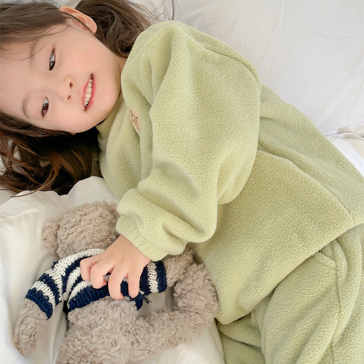 沫沫童装冬装儿童休闲保暖睡衣2026秋冬季新款女童洋气家居服套装,淘宝优惠券,粉丝福利购,淘宝优惠卷