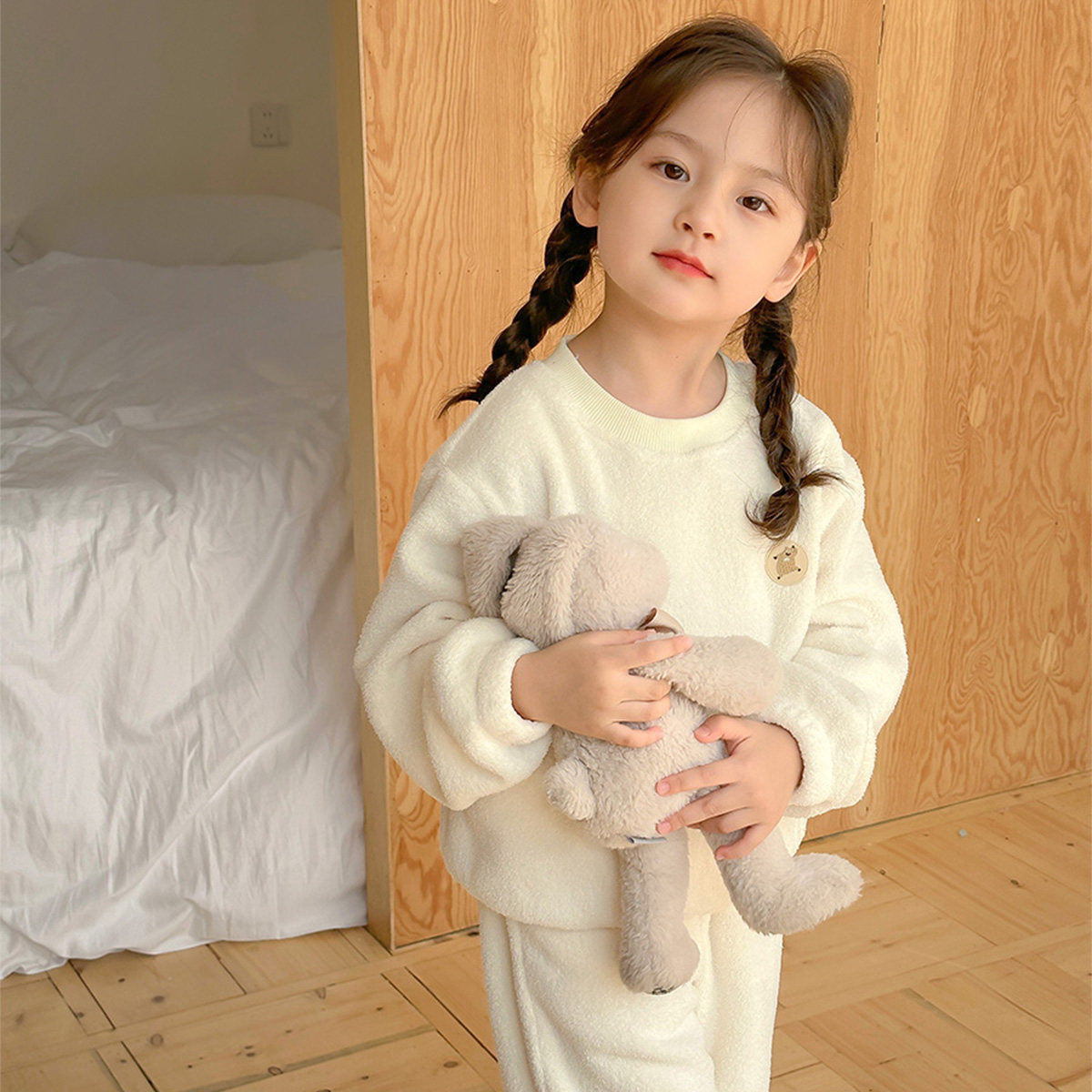 沫沫童装冬装儿童休闲保暖睡衣2026秋冬季新款女童洋气家居服套装,淘宝优惠券,粉丝福利购,淘宝优惠卷