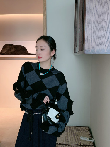 ABow 春季德国机/中性灰棋盘格纹破洞宽松羊毛薄款套头毛衣女围巾 - 图0