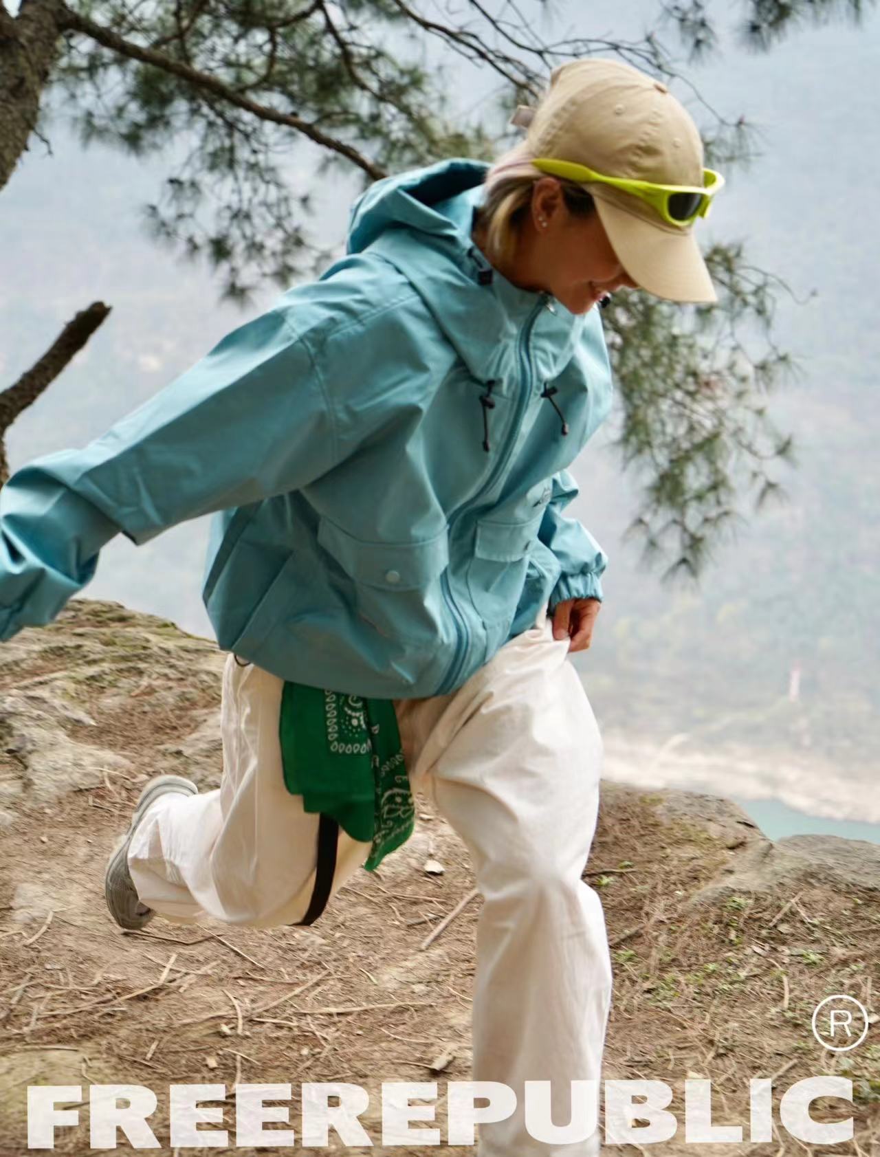 《自然复兴》山系户外徒步防晒防风亮色百搭登山冲锋衣速干夹克 - 图3