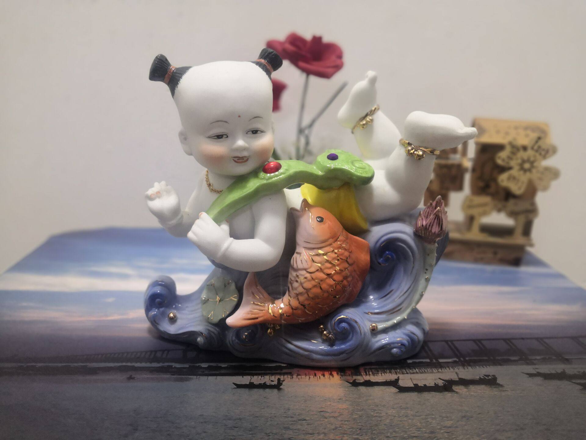 创意手工陶瓷人物早生贵子宝宝年年有鱼婚庆礼品客厅童子家居摆件