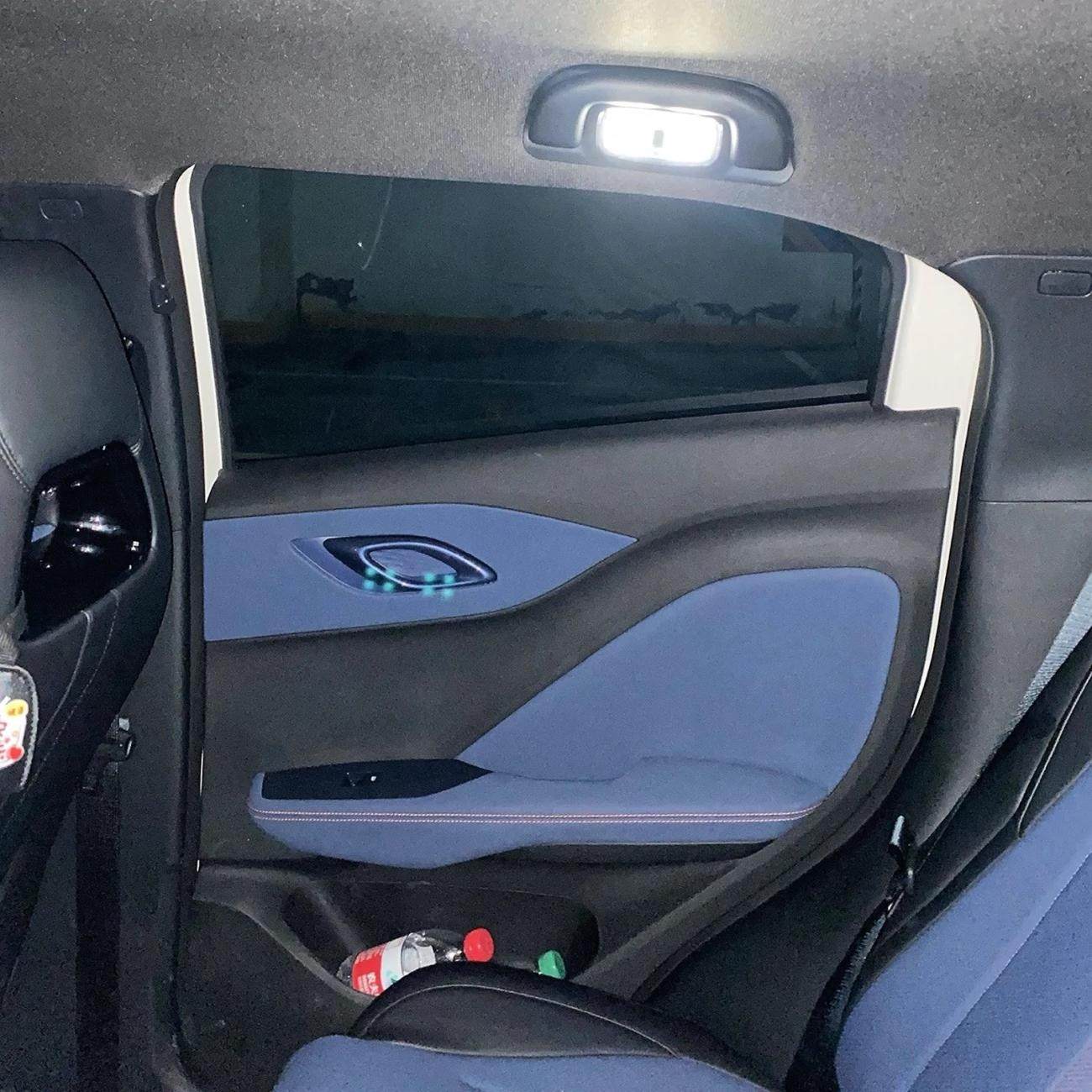 比亚迪海鸥升级后排阅读灯改装车顶LED照明灯不破线对插安装包邮,淘宝优惠券,粉丝福利购,淘宝优惠卷