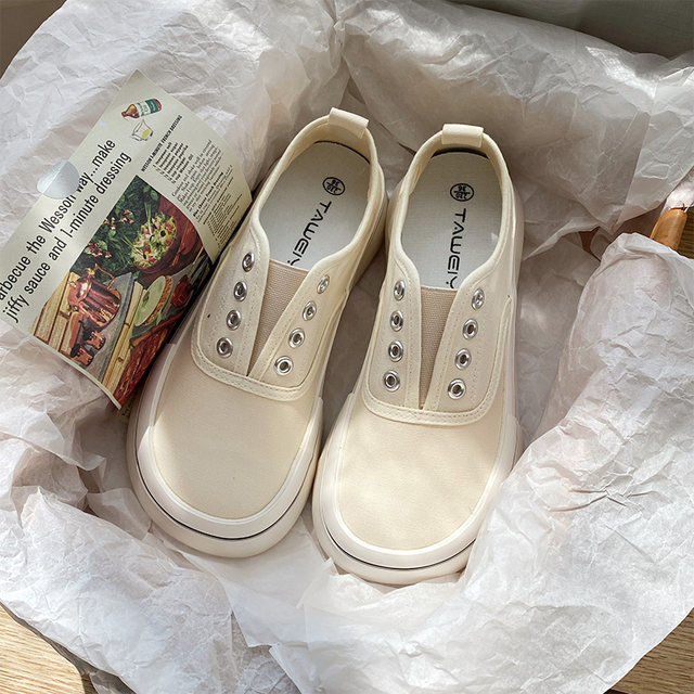 Ugly cute big-toe canvas shoes for women 2025 summer lazy shoes Ugly cute big-toe canvas shoes for women 2025 summer lazy shoes