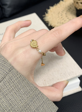 不掉色ins风贝壳海螺珍珠开口可调节指环食指戒硅胶珠戒指钛钢镀K