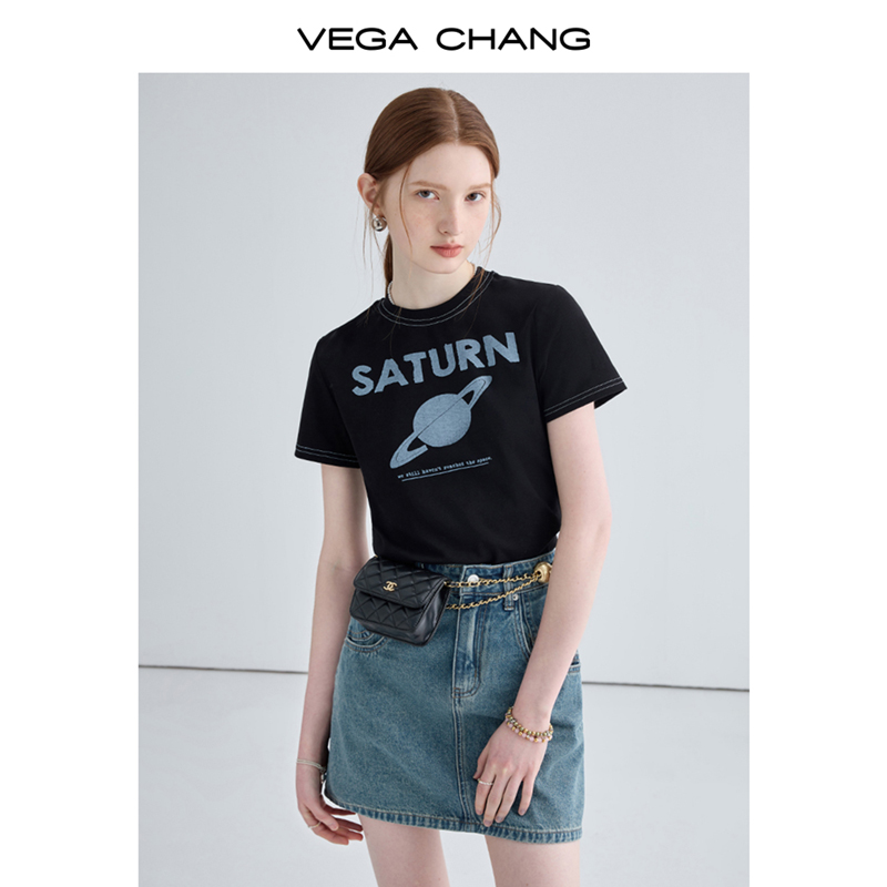 VEGA CHANG短袖t恤女2024夏新款设计感小众黑色简约印花圆领上衣-图1