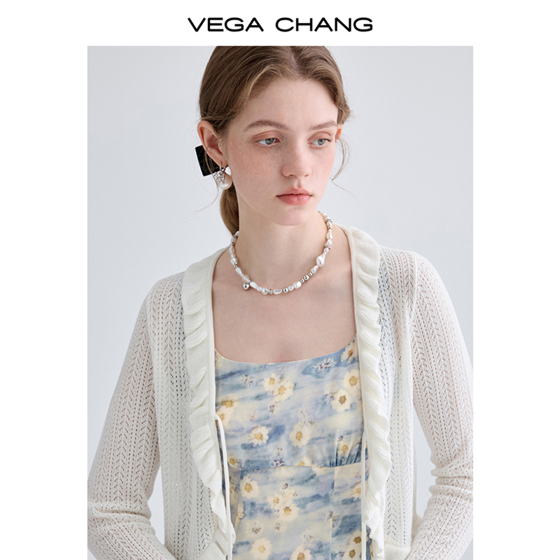 VEGA CHANG吊带连衣裙女2024年夏新款法式小雏菊印花无袖气质长裙