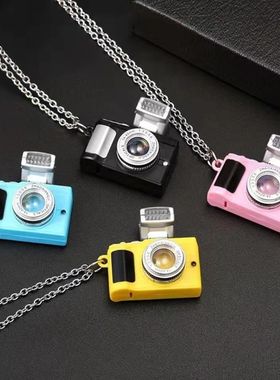 发光发声奥特曼项链迷你小相机项链饰品校园男女学生配饰儿童玩具