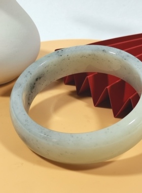 天然和田玉青花64mm圈口手镯