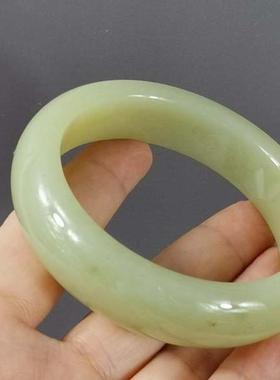 天然正品和田玉黄玉60mm手镯