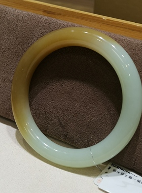 天然和田玉糖羊脂玉手镯59.5圈口