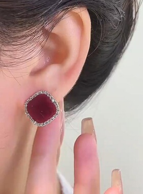 红色植绒镶钻方形耳夹耳环女秋冬新款设计感耳坠配饰潮