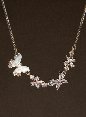 天然白贝母蝴蝶项链女2025新款