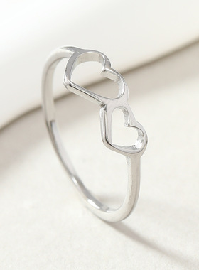 跨境钛钢镂空爱心情侣戒指