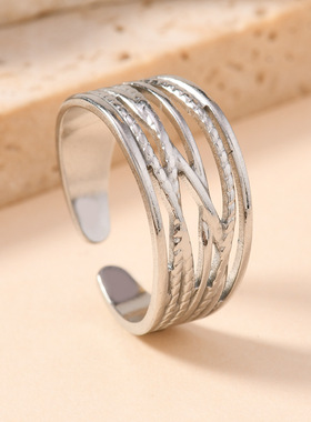 欧美小众不锈钢镂空交叉戒指