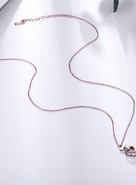 创意新款爱心镶锆石项链女钛钢玫