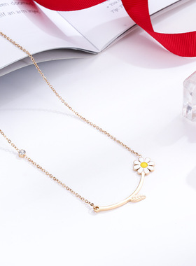 韩版小雏菊钛钢镀金项链