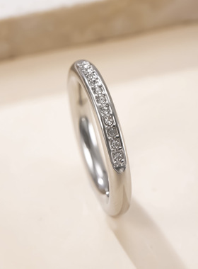 欧美潮流不锈钢镶钻素圈戒指