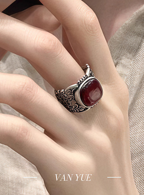 S925银镂空唐草纹方糖血泊戒指女复古民族风做旧食指戒送妈妈礼物