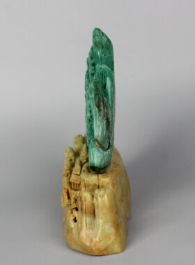 雕刻广东翡翠唯美风艺术摆件