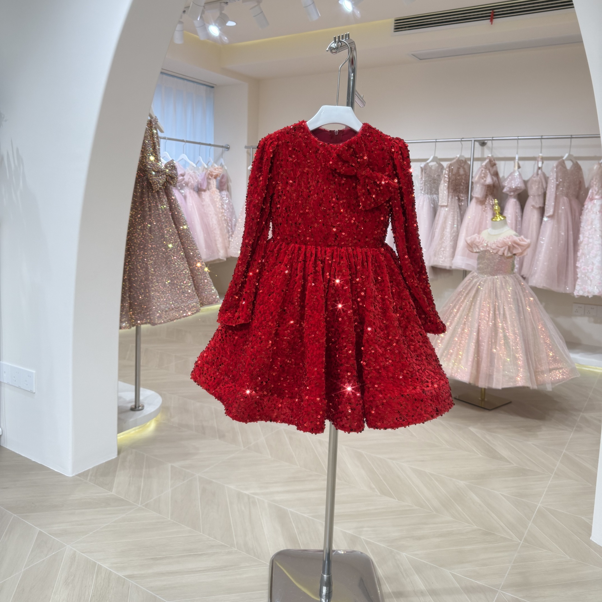 儿童礼服短款长袖秋冬亮片小主持人女童生日公主裙钢琴演出服圣诞 - 图0