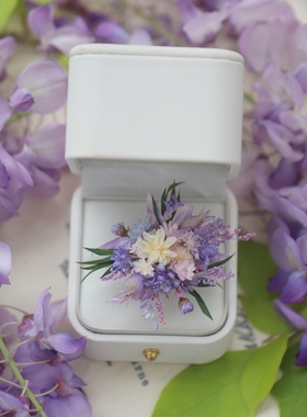 森系婚礼户外草坪婚礼紫藤花永生花戒指