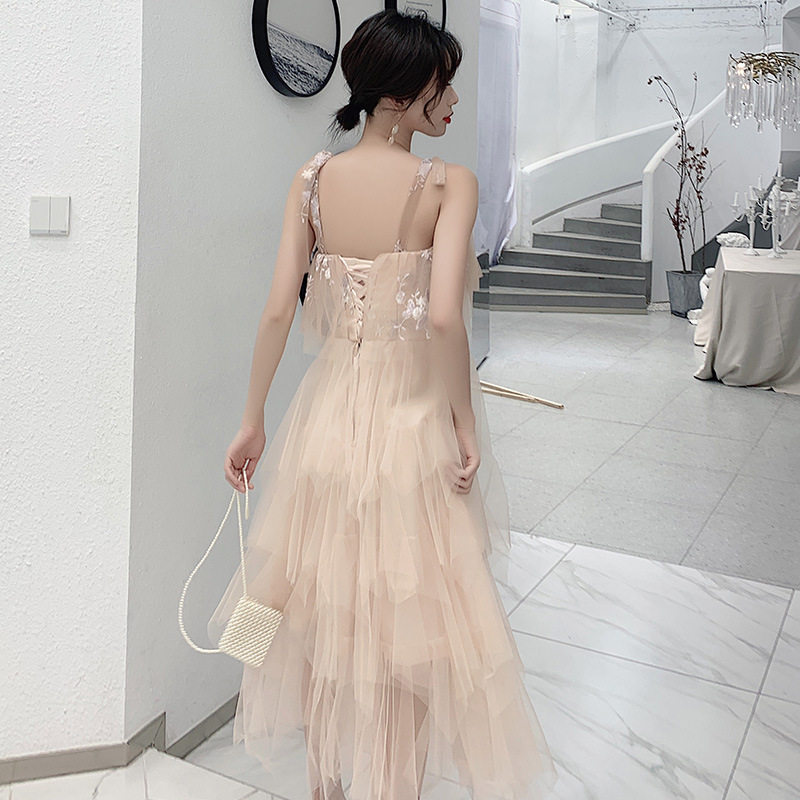 出租伴娘服女2024新款闺蜜姐妹团合唱团中长款显瘦演出派对小礼服