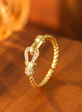 超闪微镶锆石马蹄扣戒指