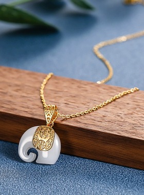 小众轻奢仿玉白色小象吊坠项链