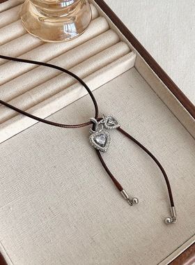铜布艺项链 双心吊坠项链女款高级感小众设计简约气质毛衣链配饰