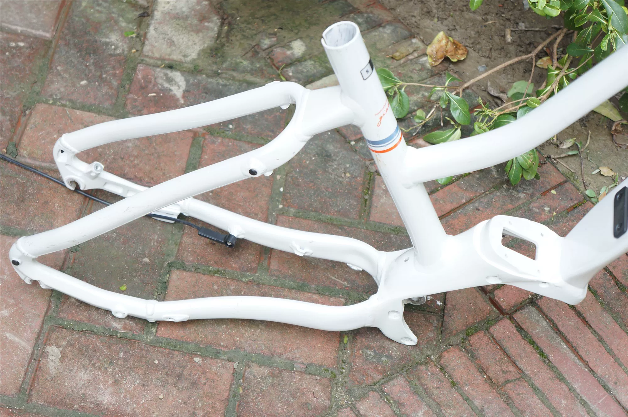 Lithium battery, engine disc brake, mountain frame, aluminum alloy