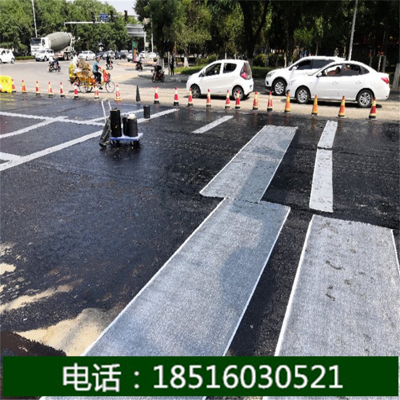 楼顶防水裂缝贴运动场桥梁道路加宽补强加筋沥青混凝土裂缝抗裂贴 - 图1