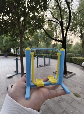 【1个】健身器材手机支架抽象