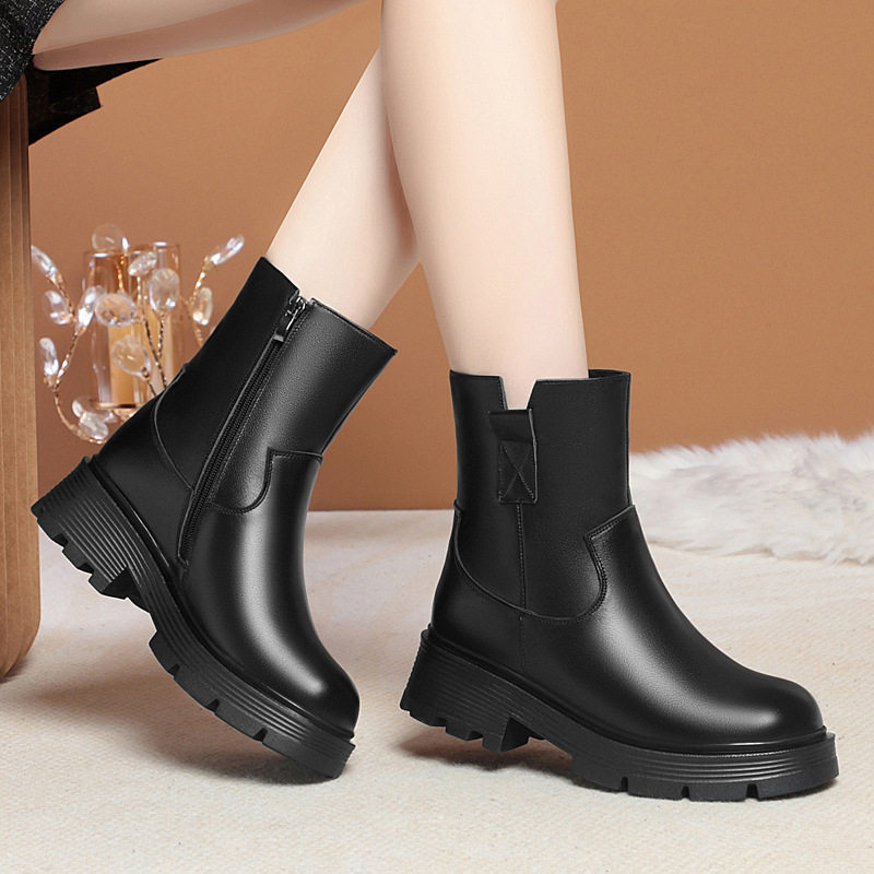 冬季年中跟马丁靴短靴女加绒羊毛妈妈棉鞋中老年平底女靴,淘宝优惠券,粉丝福利购,淘宝优惠卷