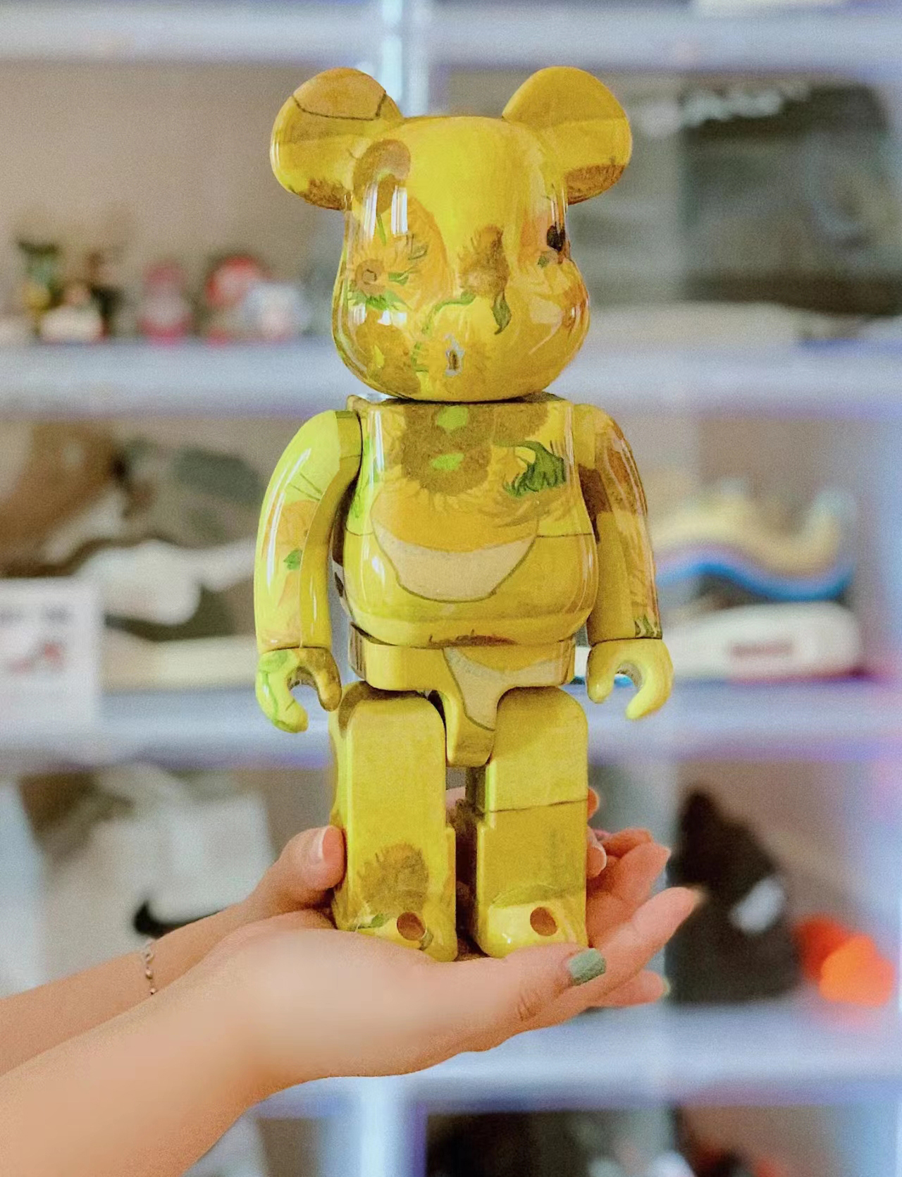 bearbrick400%暴力熊积木熊梵高熊星空手办客厅摆件潮玩偶公仔 - 图1