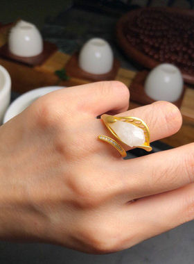 新款天然玉兰花玉石戒指镀金开口