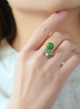 天然青玉碧玉珍珠时尚优雅戒指