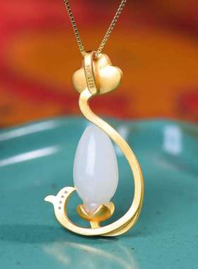 合金镀金锁骨项链镶嵌白玉吊坠女款民族风气质玉坠项坠挂坠颈饰品