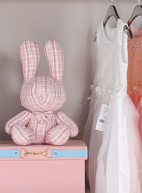 轻奢现代儿童房衣柜公主裙装饰