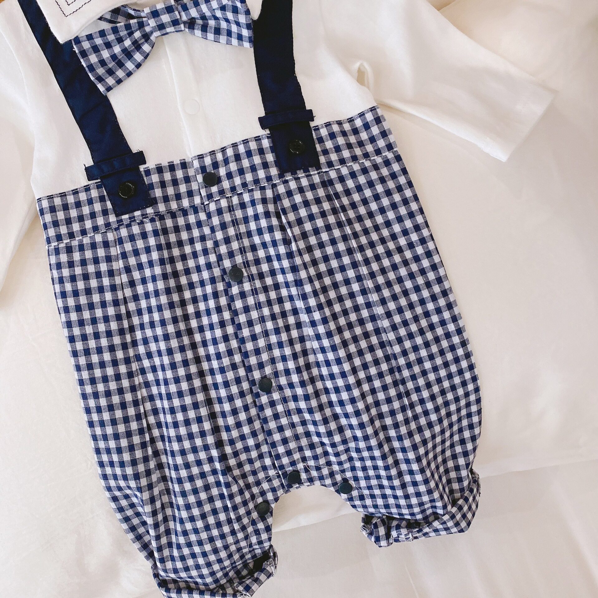 0-2岁婴童帅气2020秋装背带包屁衣 允哲上衣