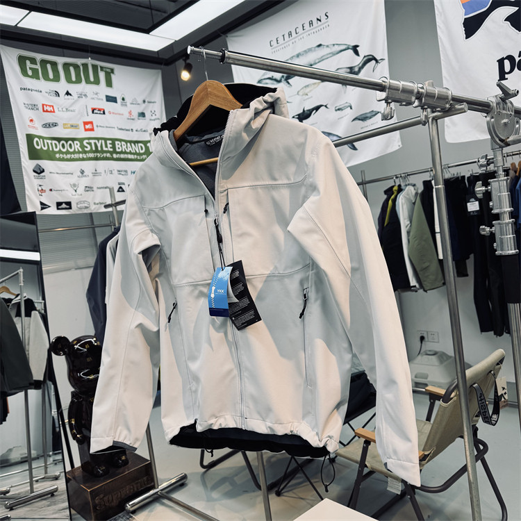 亏本清！男女同款GM防风保暖防泼水压胶立裁抓绒软壳衣连帽外套,淘宝优惠券,粉丝福利购,淘宝优惠卷