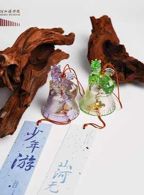 璃某某古法琉璃双翼神兽琉璃风铃