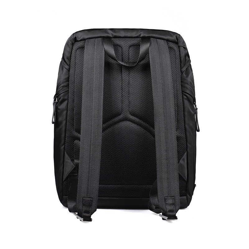 prada /普拉达男士降落伞双肩背包 KeanGlobal海外男士包袋