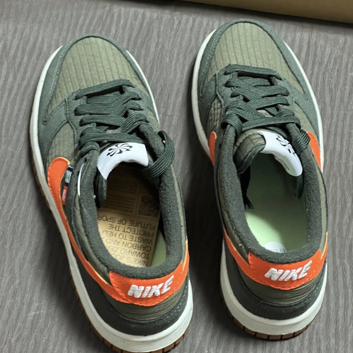 耐克/Nike Dunk Low SE 女子经典复古休闲低帮板鞋 DC9561-400 - 图3