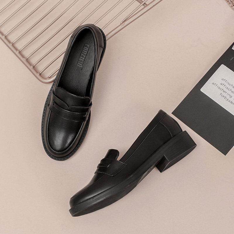 香港黑色软皮英伦风小皮鞋女秋季2025年百搭平底单鞋一脚蹬乐福鞋,淘宝优惠券,粉丝福利购,淘宝优惠卷