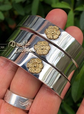 Dear Blossom 简单耐看 日本手打18K金做旧蔷薇花平打银手镯