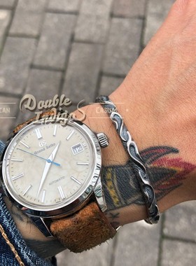 熔岩做旧立体火焰图腾复古手镯